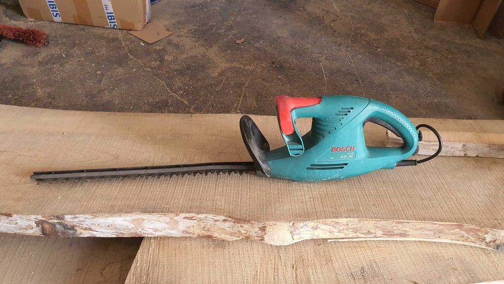 Sprawne Elektryczne Nożyce do żywopłotu Bosch AHS 42-16 Piła Sekator