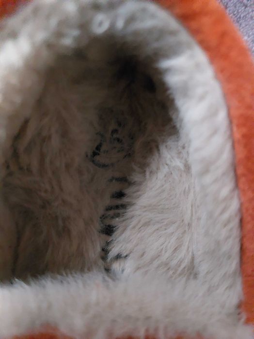 Zamszowe kapcie lisek