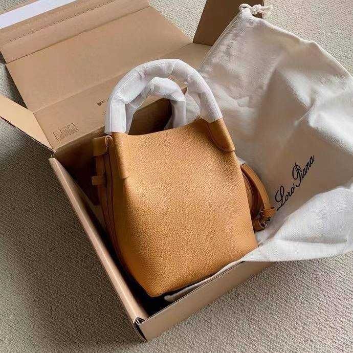 Damska torebka Loro piana Bale bag
