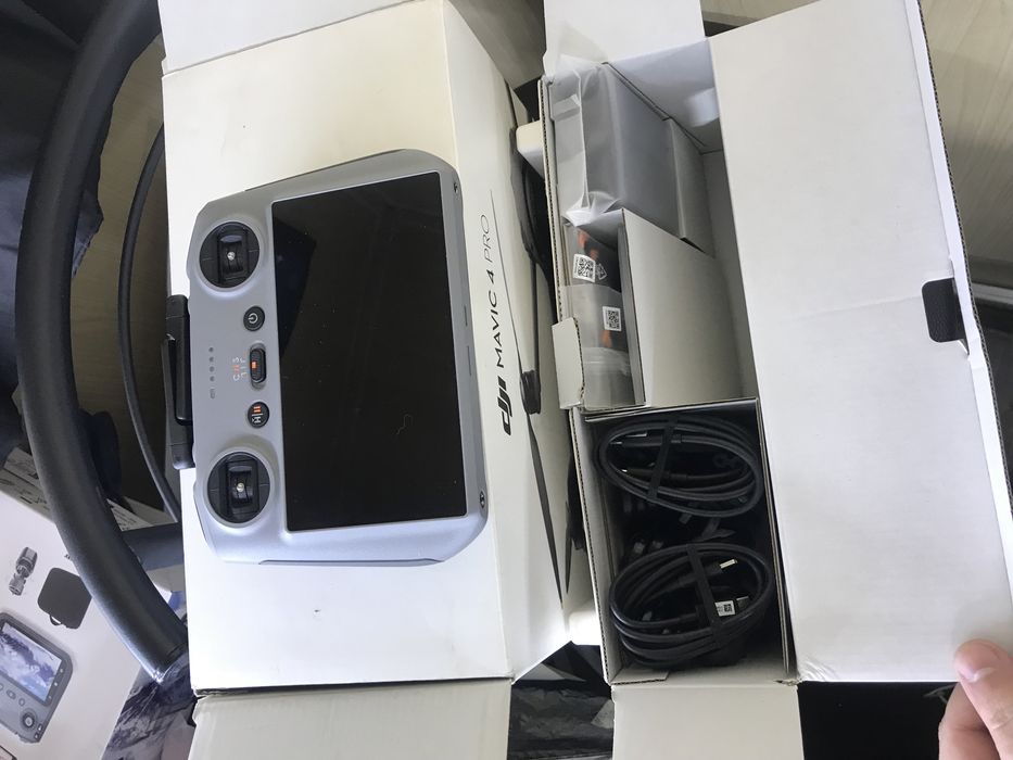 DJI Mavic 4 Pro новый
