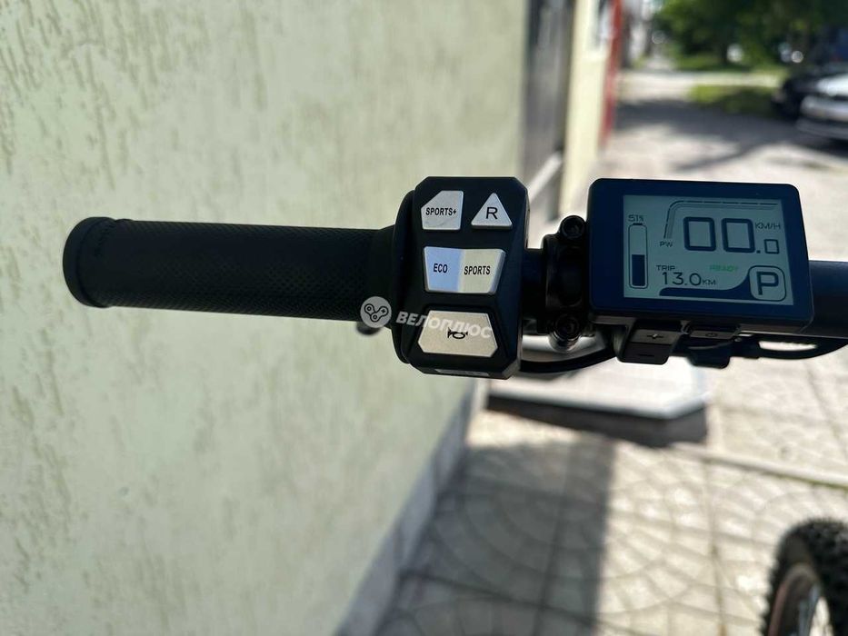 Електромотоцикл ReRode R1 72V 35Ah 2500W