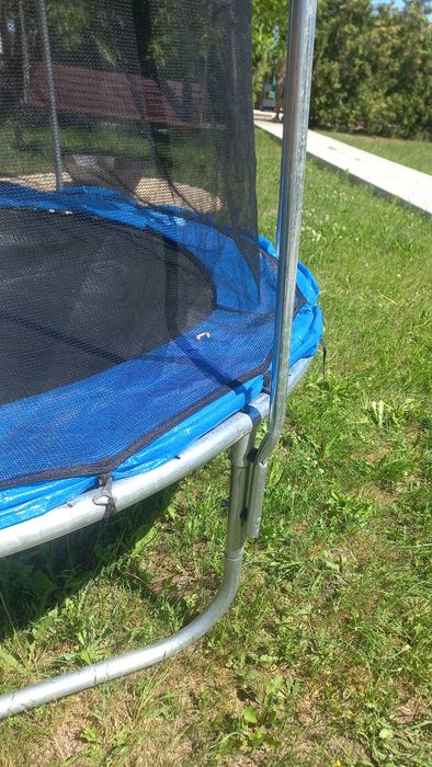 Trampolina ogrodowa