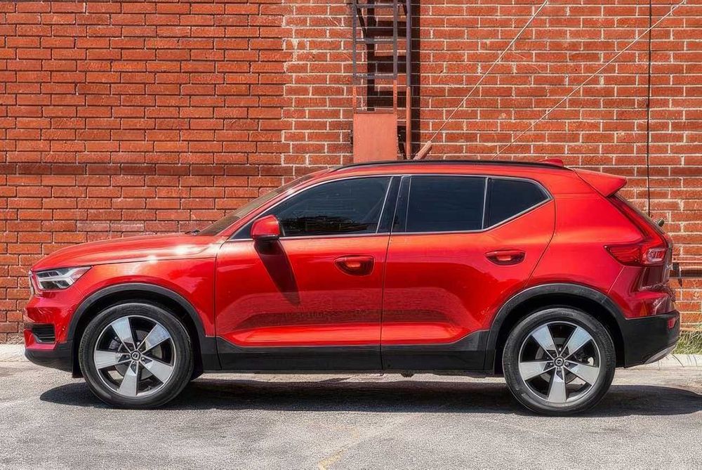 Volvo XC40 T5 Momentum      2019