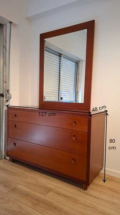 Cómoda + Espelho em Madeira Maciça