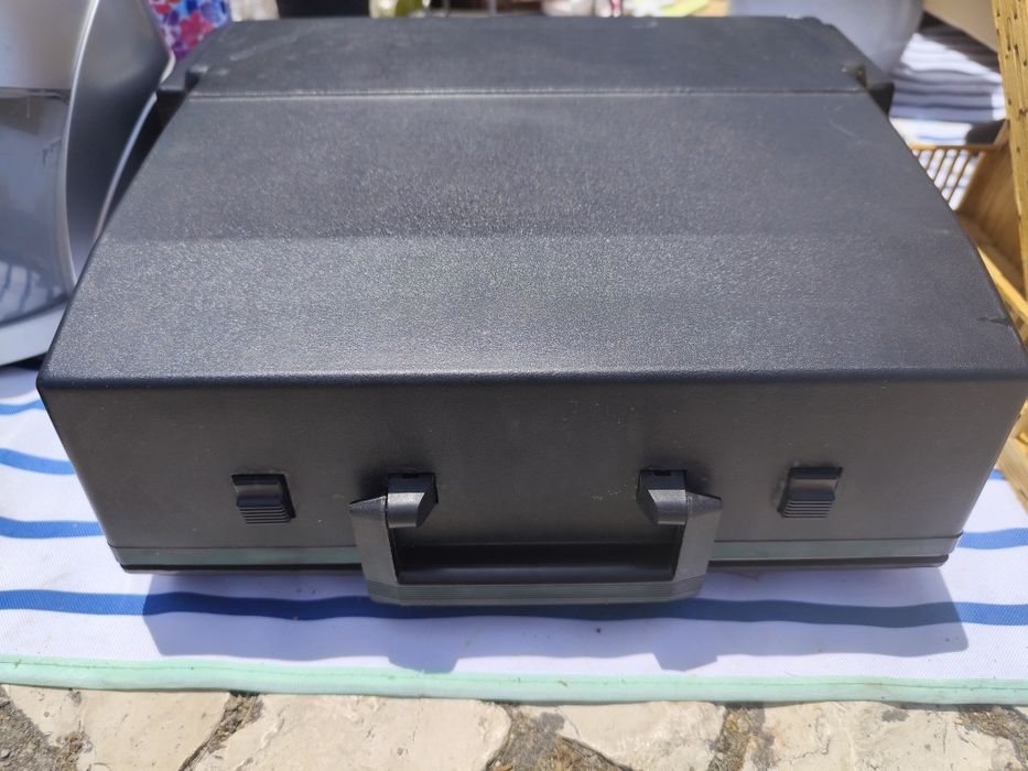 Máquina de escrever antiga