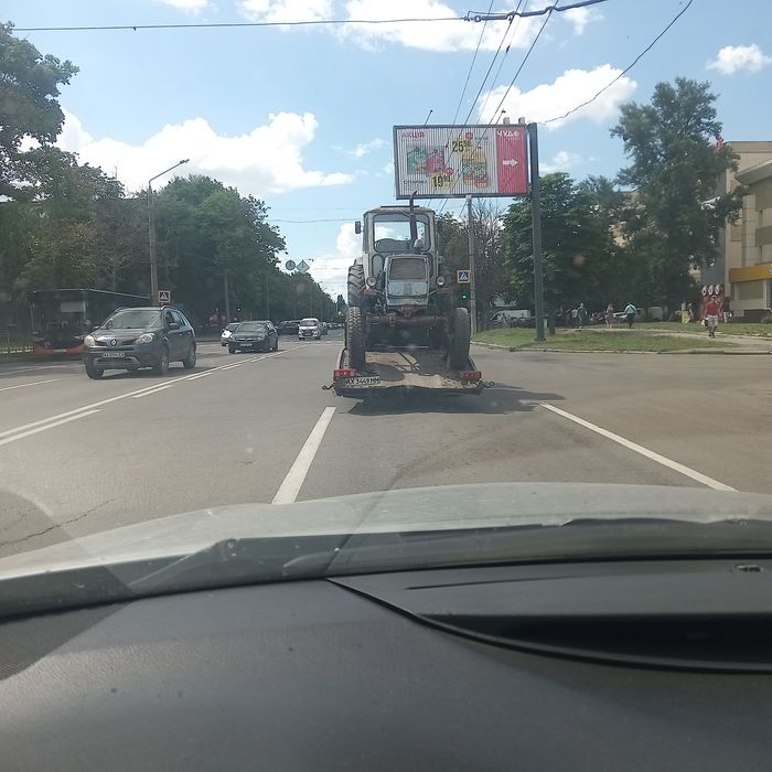Продам Трактор ЮМЗ 6