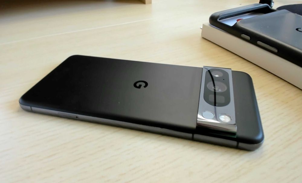 Google Pixel 8 Pro 256GB – Como Novo – Caixa + Capa Original