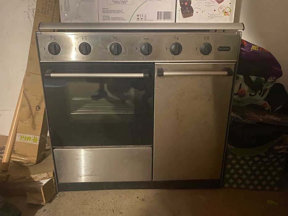 Vendo Fogão 5 Bocas a Gás Rádio Popular