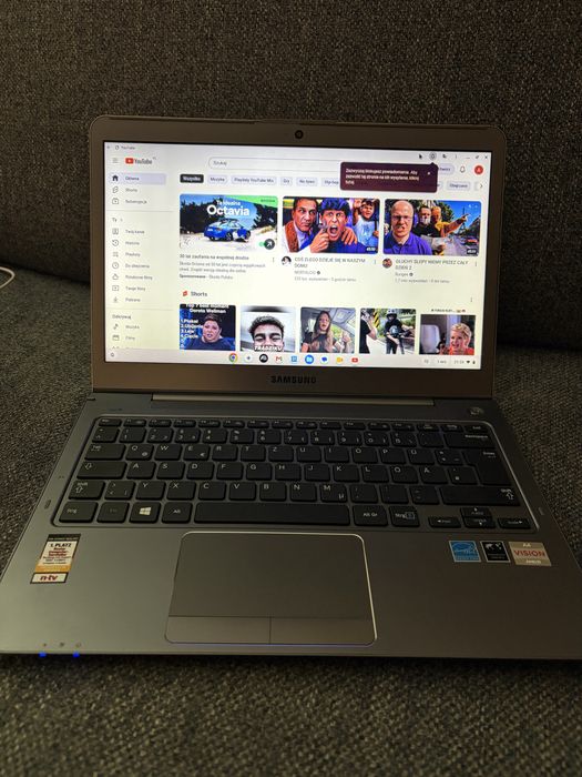 Laptop Samsung / Model : NP535U3C