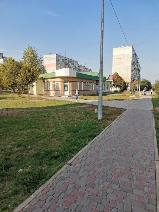 Окреме приміщення комерційного призначення.