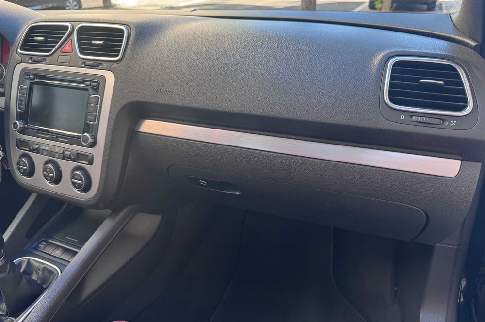 VW EOS 1.4 TSi - Preto