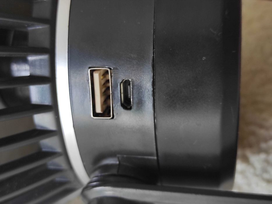 Wiatrak lampa kemping solar LED  powerbank 4 tryby światło LED/wiatrak