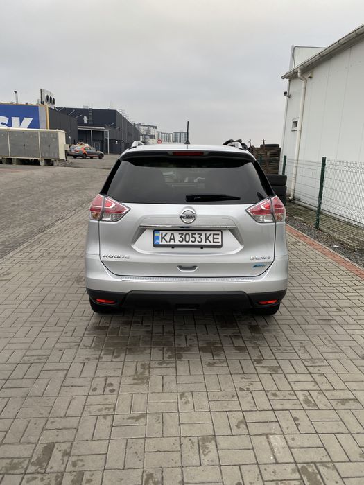 Продаж Nissan Rogue