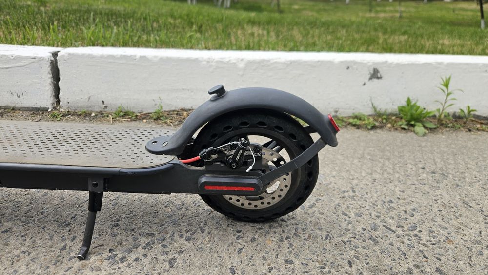 Електросамокат AovoPro ES80