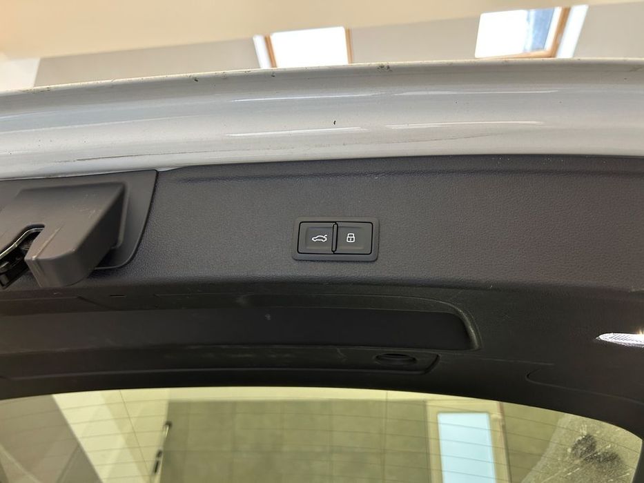 montaż klapy elektrycznej audi volkswagen skoda seat