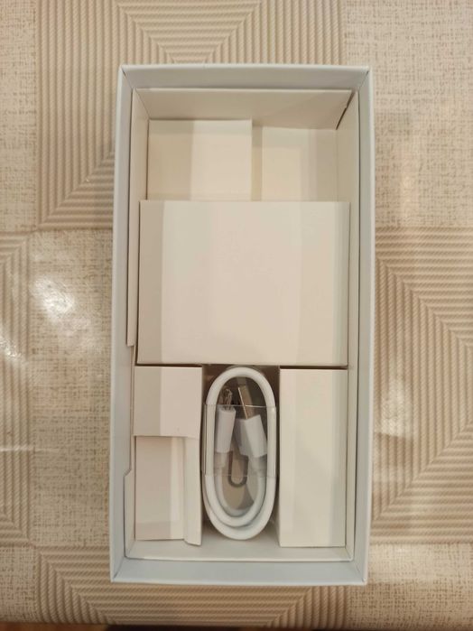 Телефон Redmi Note 5 Gold новый 6/128