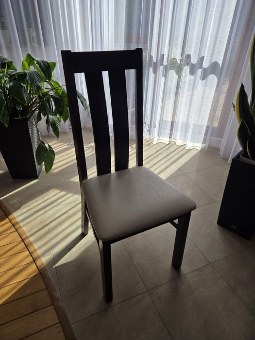 Stół drewniany 100cm x  150cm (250cm) + 6 krzeseł