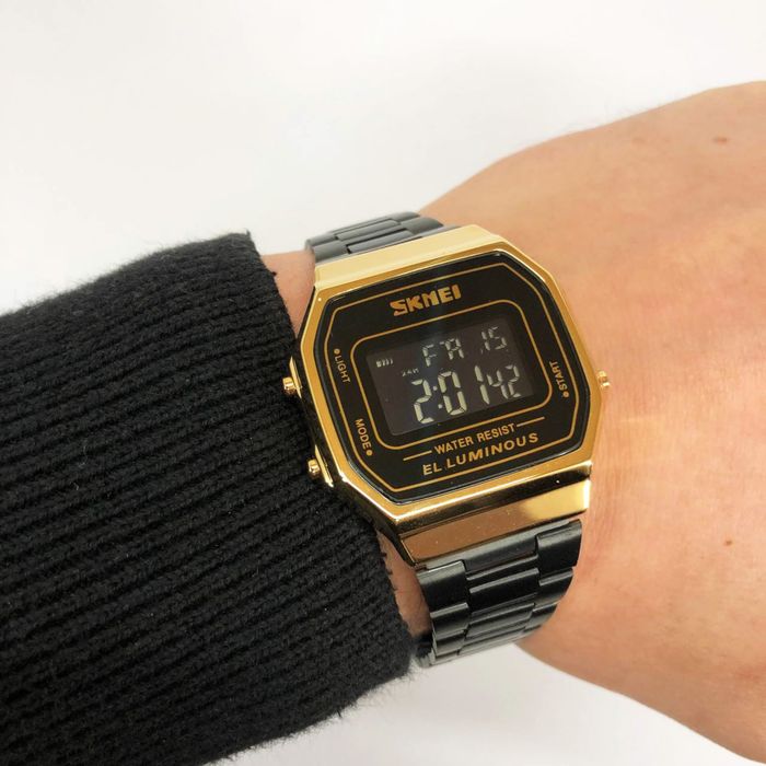 Годинник наручний чоловічий