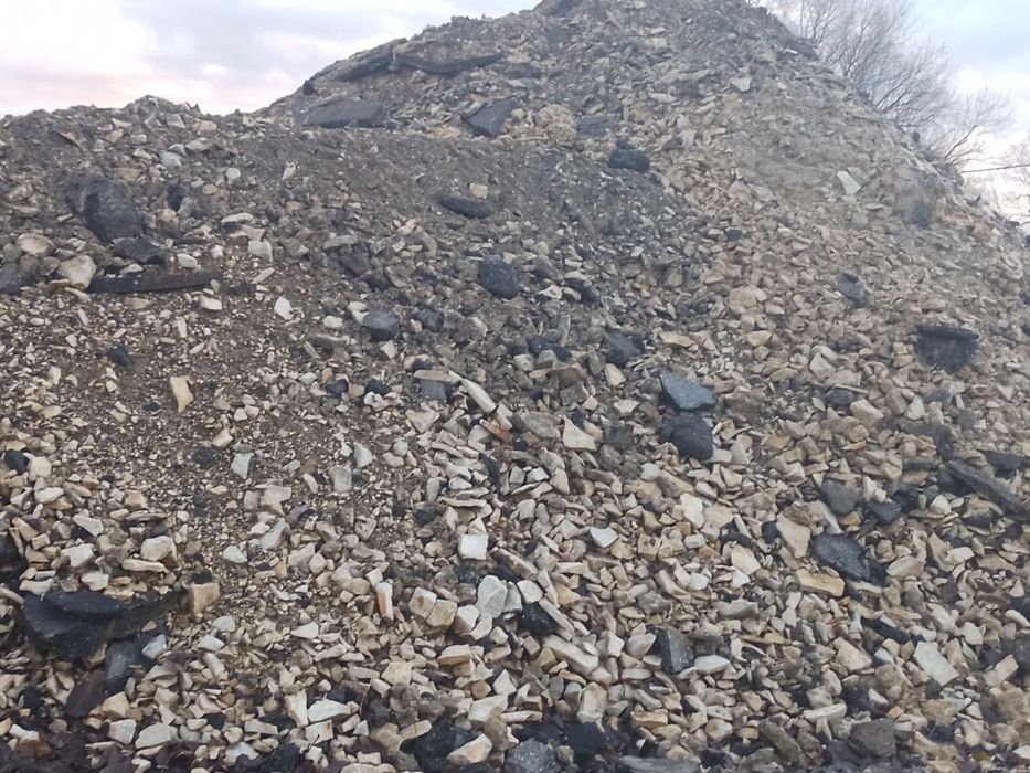 Kruszywo drogowe kamień pod utwardzenie. Transport