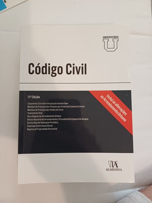 Código civil Universitário