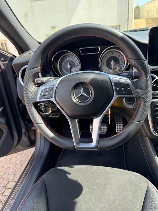 Mercedes-Benz GLA-220 CDI AMG Line
