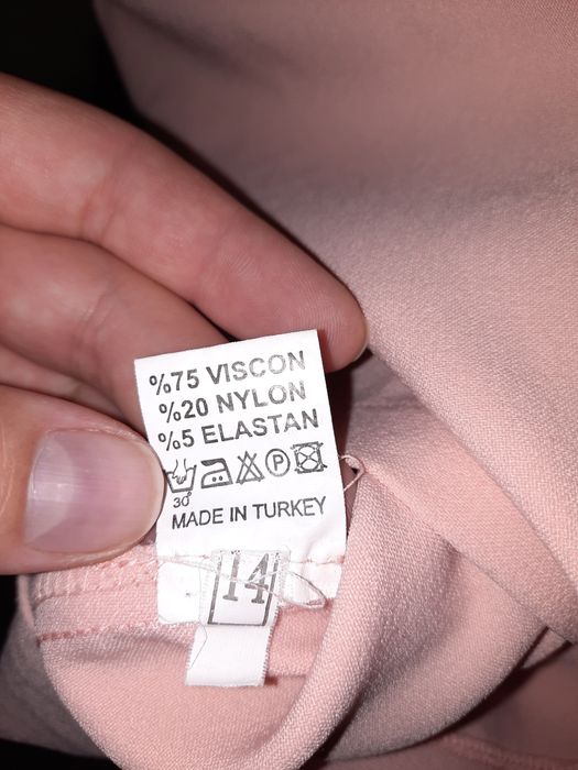 Сукня колір пудра XL
