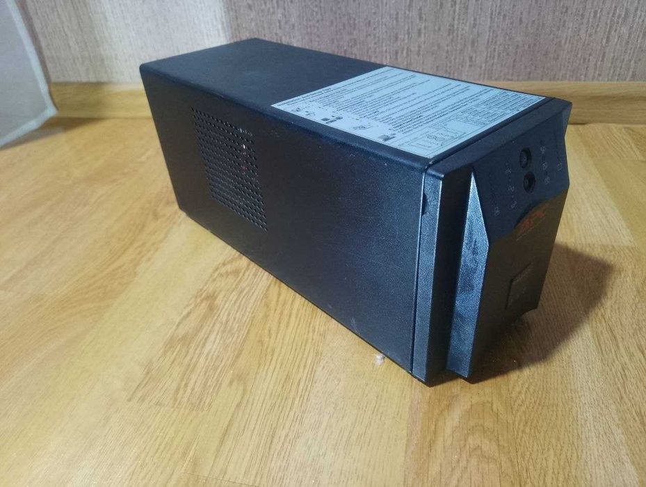 Продам бесперебойник ББП APC Smart-UPS 750. В идеале!