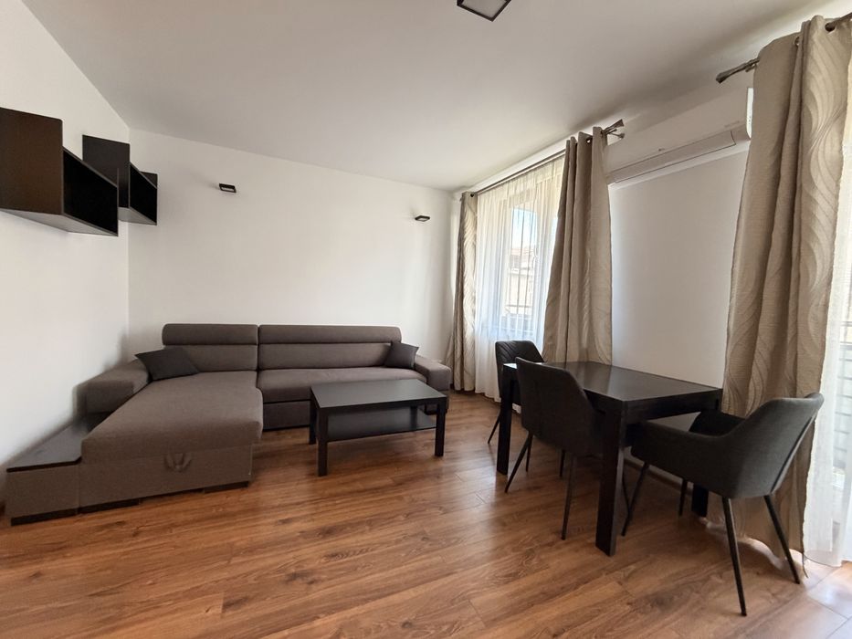 Krakow os.  FAJNY DOM - 2 pokoje  50m. Balkon klima, umeblowane