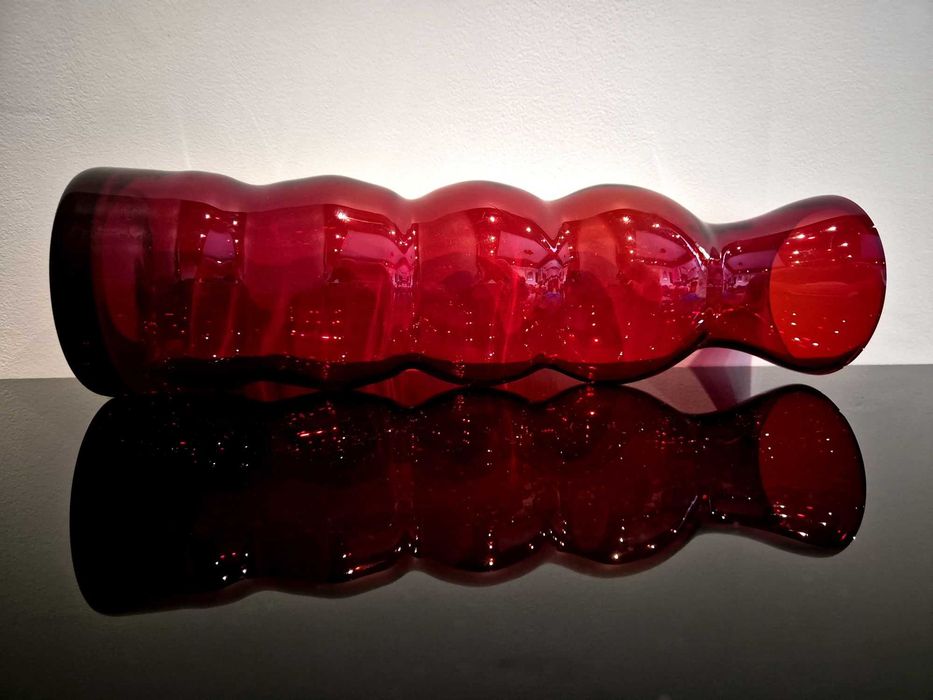 Wazon bałwanek Krawczyk huta Sudety rubinowy  szkło kolorowe RETRO