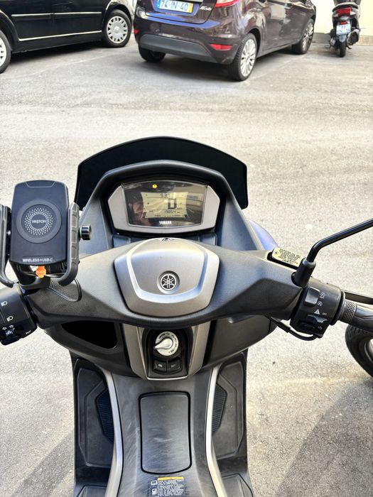 Scooter nmax 125