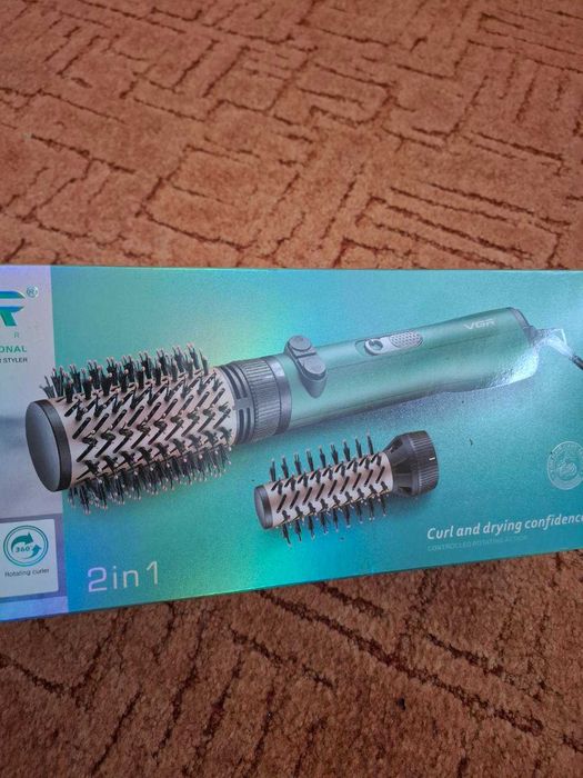 Фен-стайлер щітка