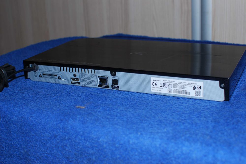 Odtwarzacz DVD-Blu-rey Samsung BD-J6300