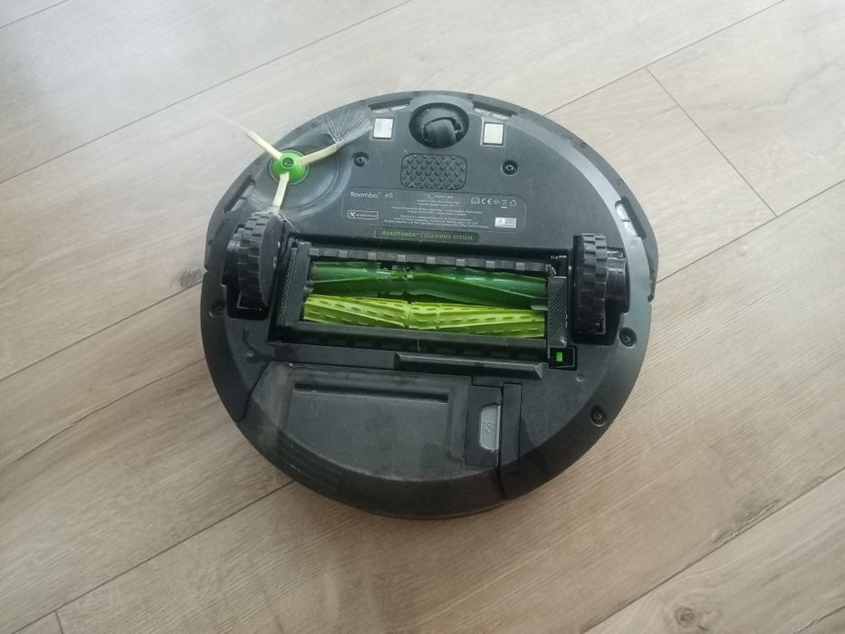 Robot Roomba E 5