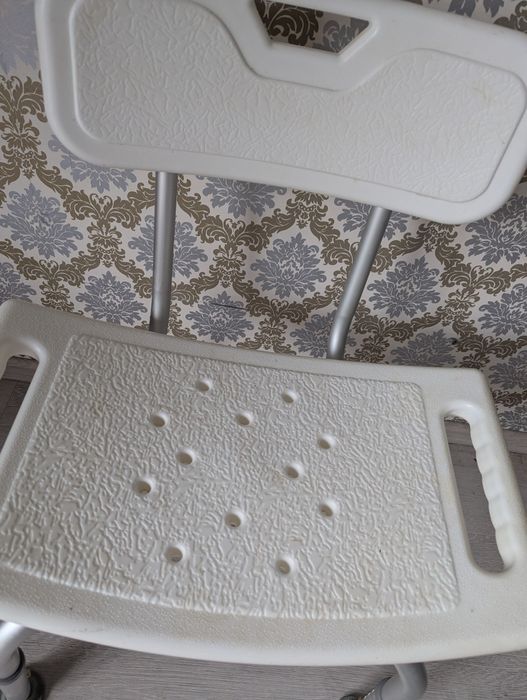 Стул для ванной и душа со спинкой OSD-BL610201
OSD-BL610201