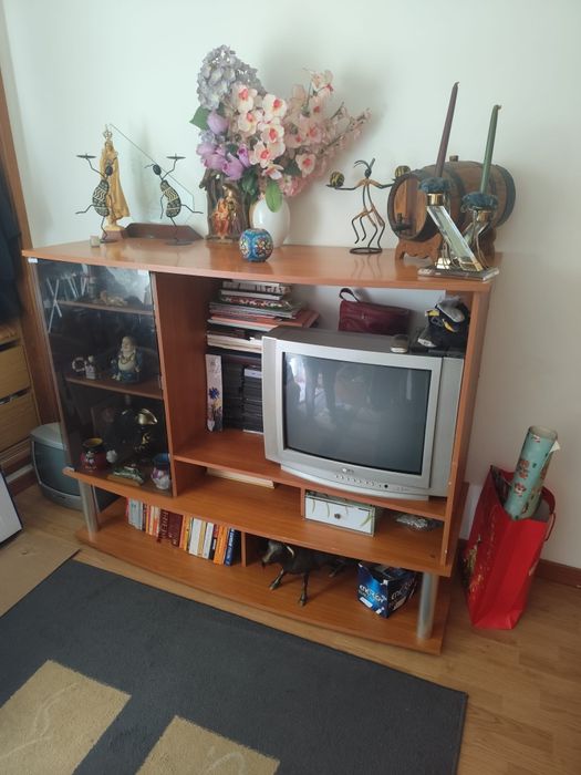 Movel Bar/cristaleira e TV