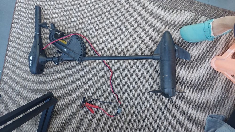 Silnik elektryczny wędkarski