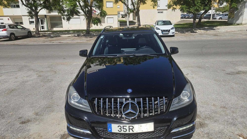 Mercedes-Benz C220