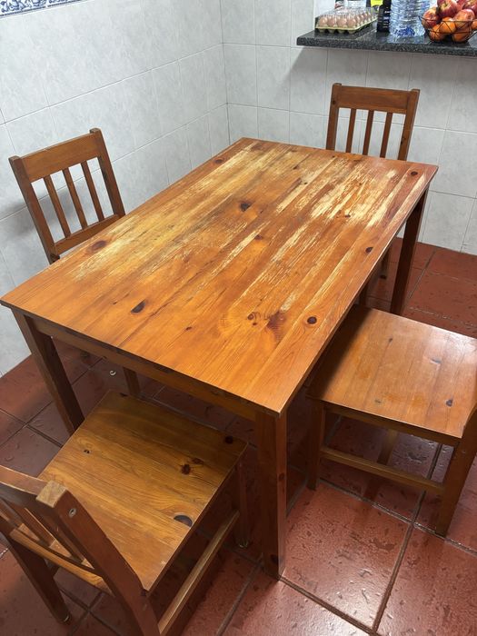 Mesa de Madeira