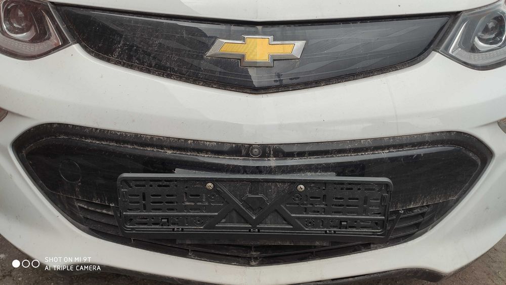 Бампер передній Chevrolet Bolt EV Premier в зборі