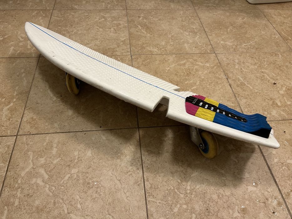 Waveboard RipSurf - deskorolka tylko z 2 kółkami do ćwicz. równowagi.