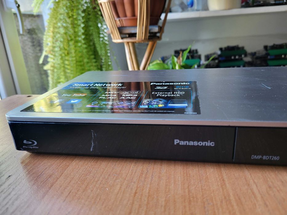 Odtwarzacz Blu-ray Panasonic DMP-BDT260 + pilot