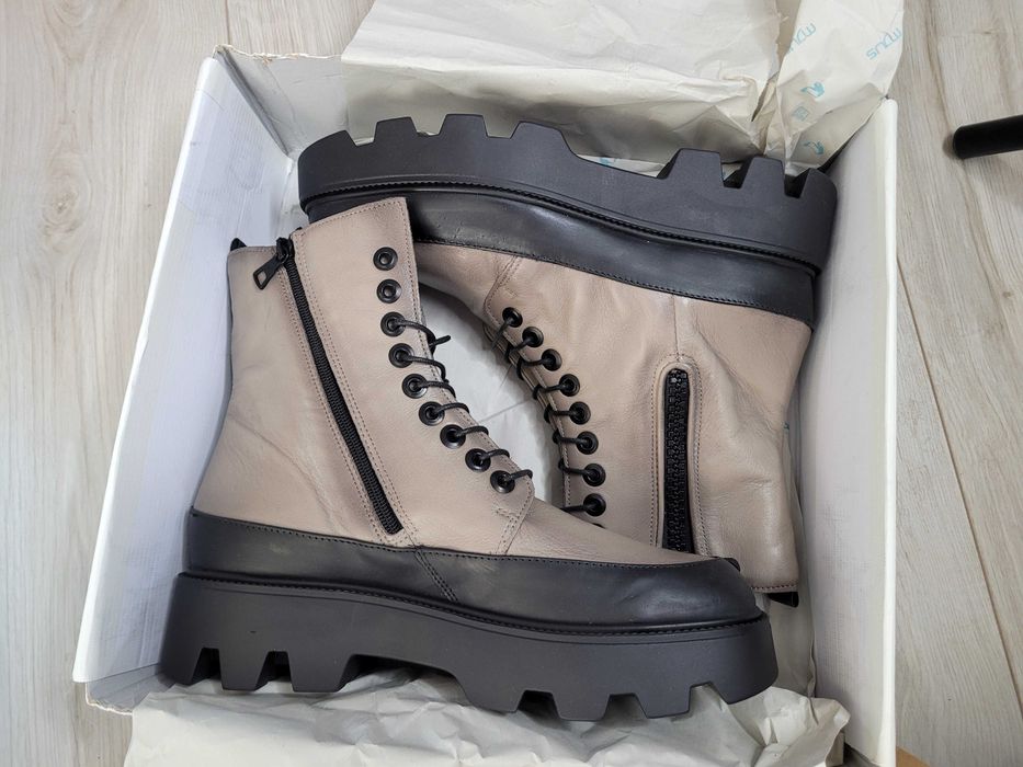 botki mjus p42219 rozmiar 40