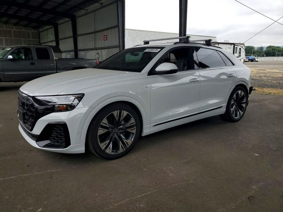 Audi Q8 PREMIUM PLUS / S-Line / Quattro