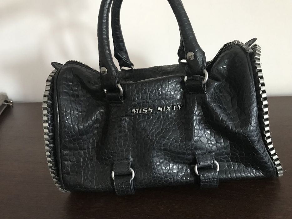 Mala de senhora Miss Sixty em preto
