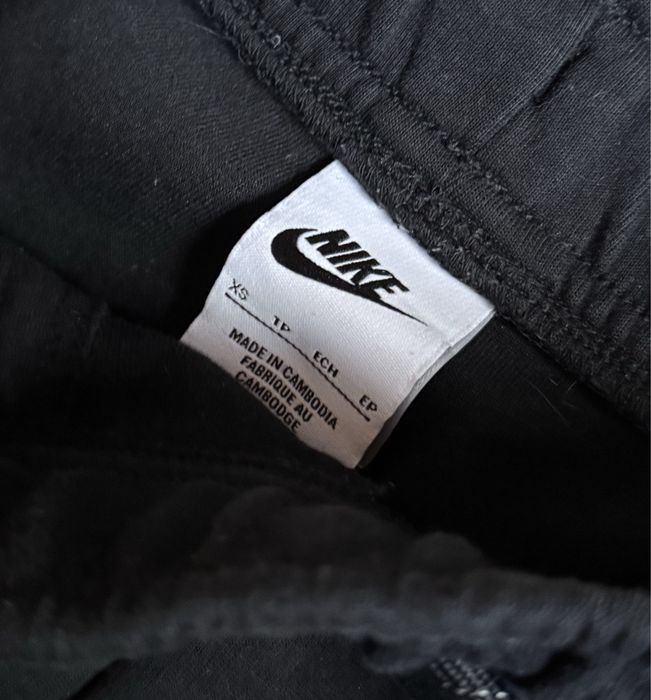 Штани Nike Tech Fleece. Xs