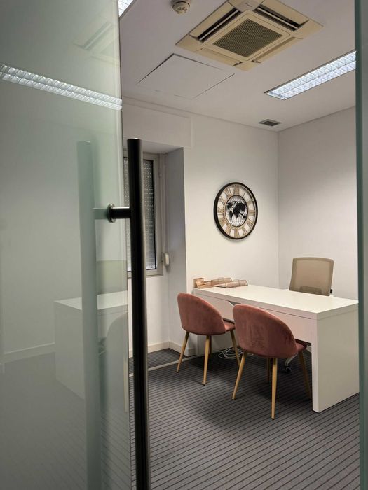 Gabinete / Escritório Na Av da República - Arrendamento