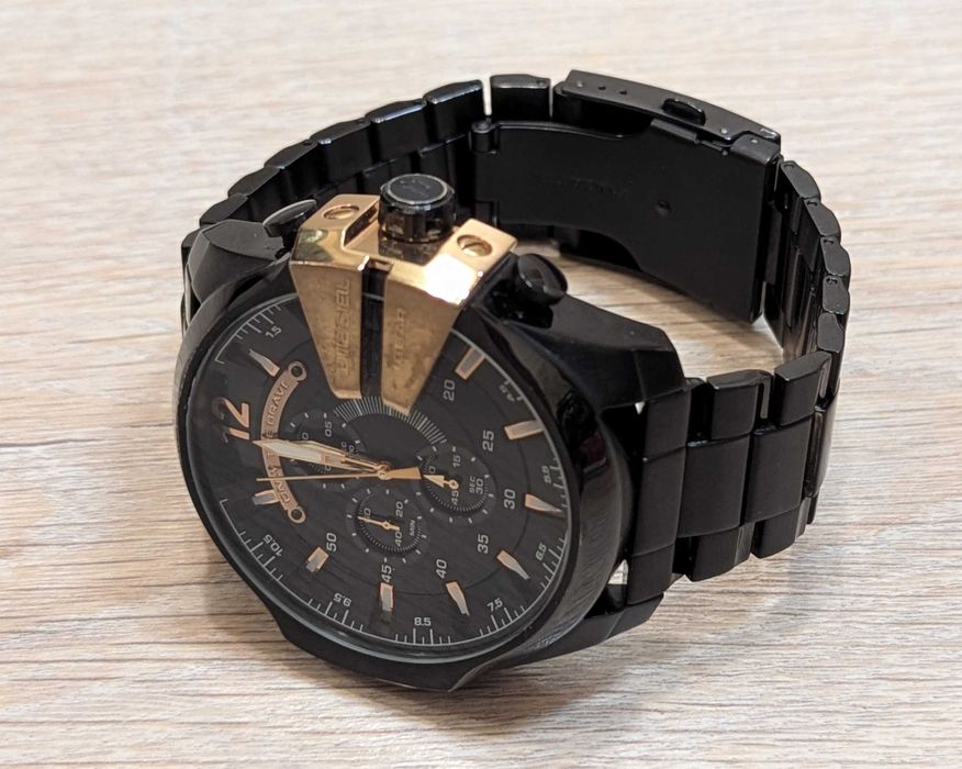 Часы Diesel DZ4309 Machinus DZ7381