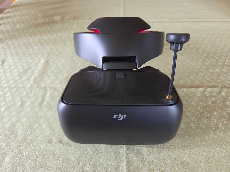 DJI Goggles Racing Edition - gogle VR do drona