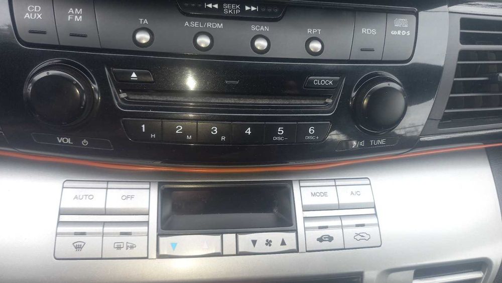 продам японське авто Honda fr v