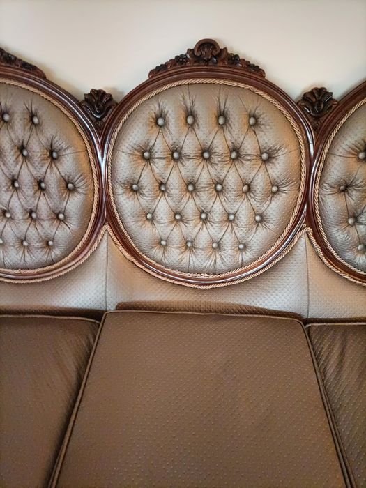 Trio Sofá clássico mas intemporal